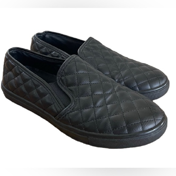 Black size 8.5 Steve Madden Sneakers - Picture 1 of 2
